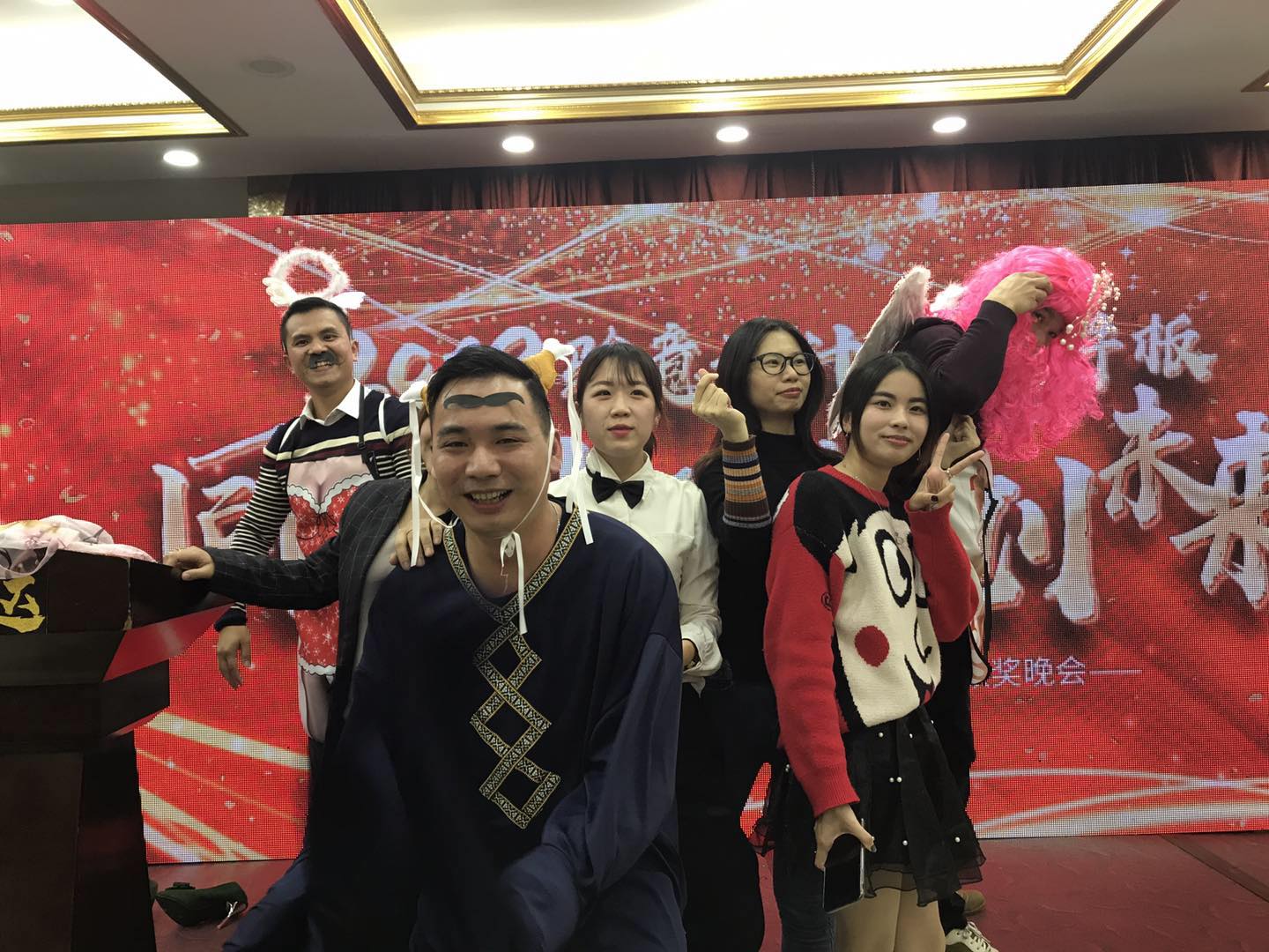 草莓视频在线观看入口WWW&骏达 年会游戏环节