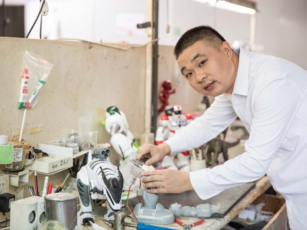 手板模型制作与测试对玩具设计有多种重要？